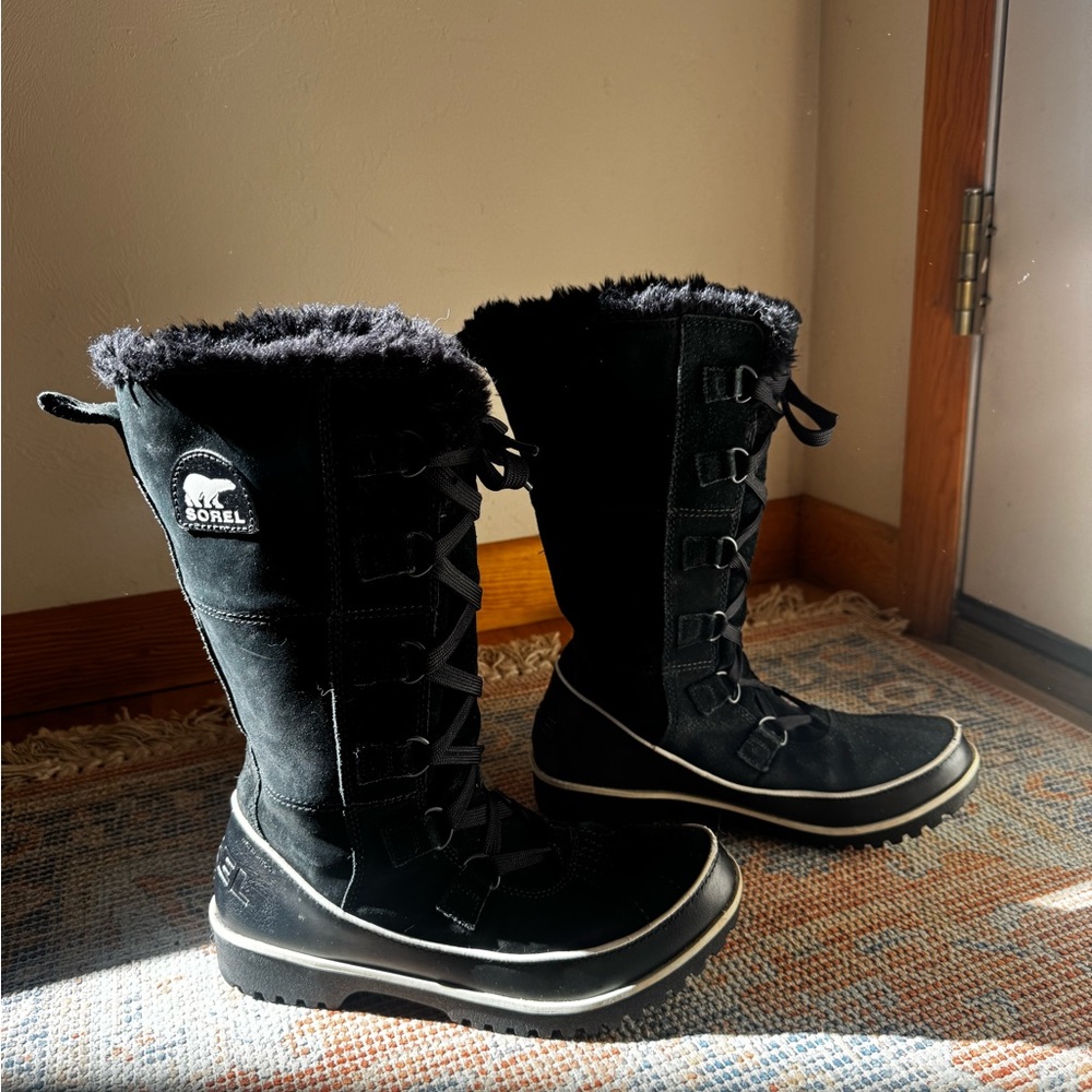 Sorel Women's Black Fur-Lined Winter Boots